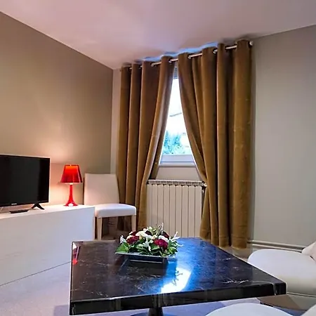 La Terrasse 4*