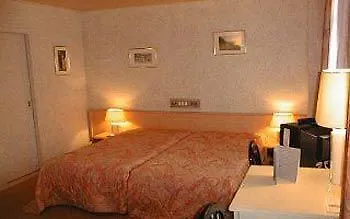 Hotell La Terrasse Douai