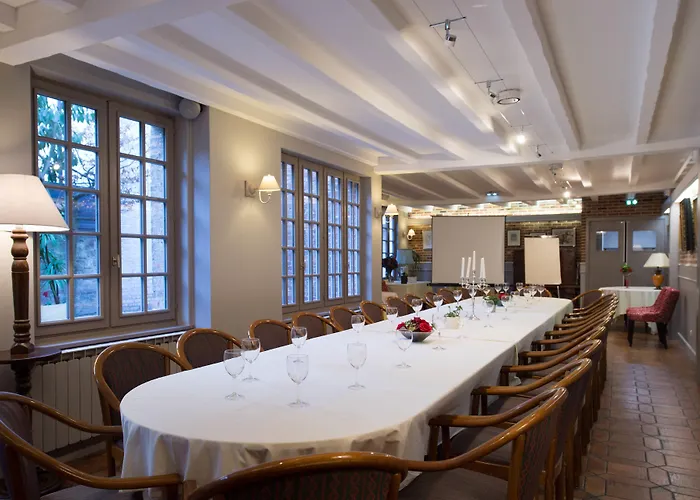 La Terrasse - Les Collectionneurs