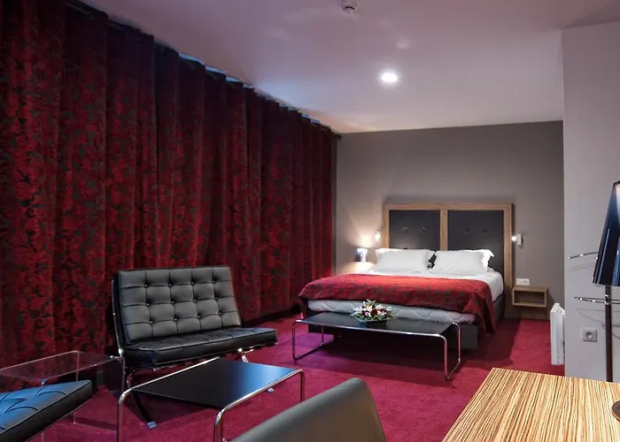 La Terrasse - Les Collectionneurs 4*